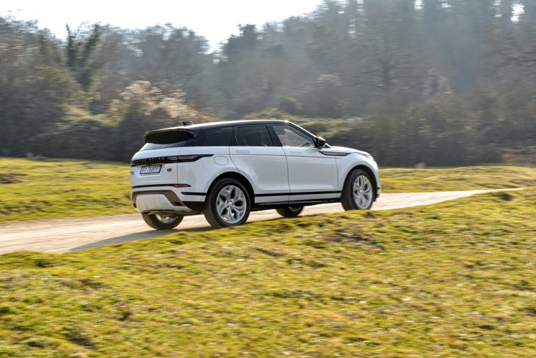 Range Rover Evoque D180 SE R Dynamic: la prova su strada