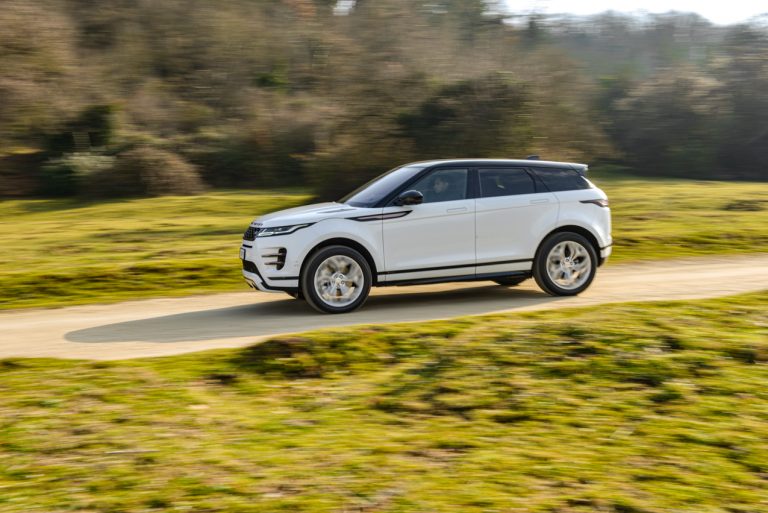 Range Rover Evoque D180 SE R Dynamic: la prova su strada