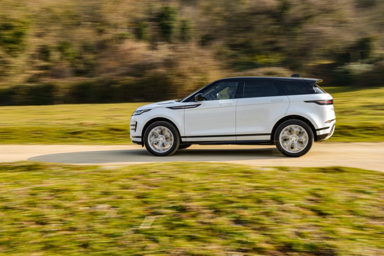 Range Rover Evoque D180 SE R Dynamic: la prova su strada