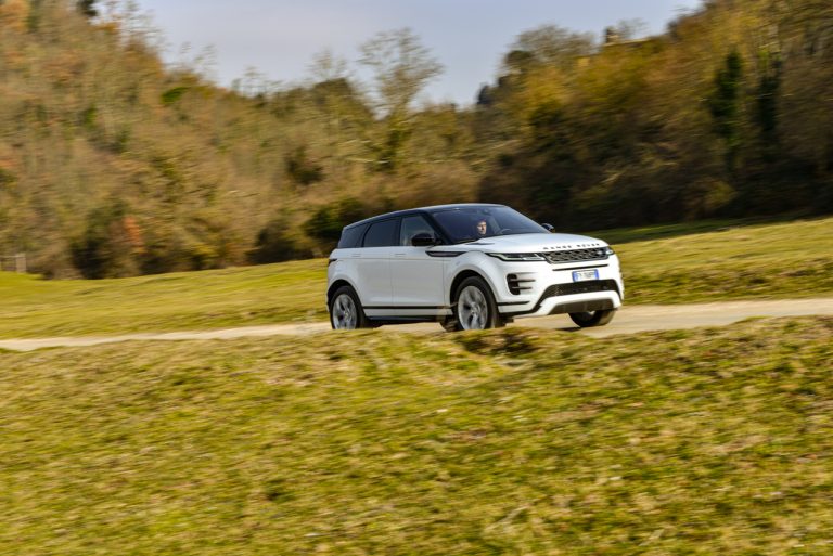 Range Rover Evoque D180 SE R Dynamic: la prova su strada