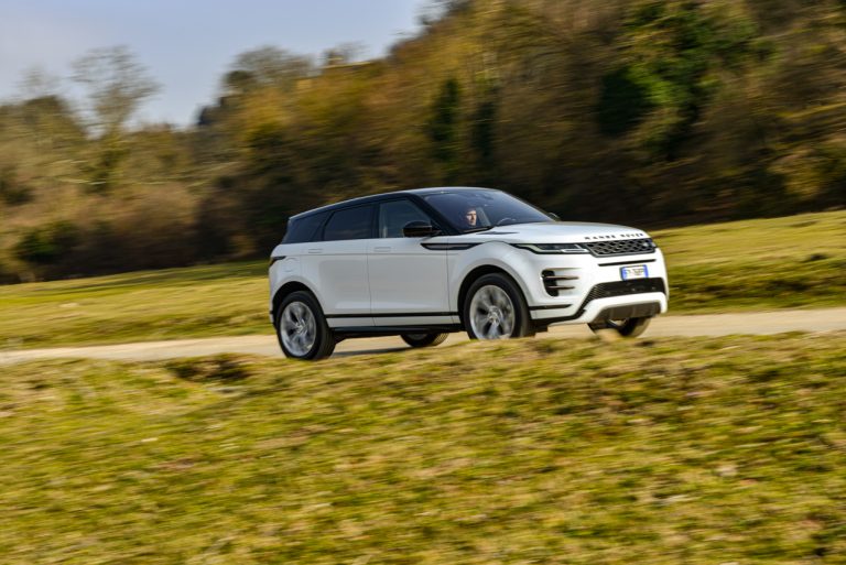 Range Rover Evoque D180 SE R Dynamic: la prova su strada