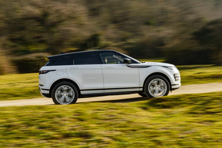 Range Rover Evoque D180 SE R Dynamic: la prova su strada