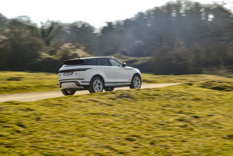 Range Rover Evoque D180 SE R Dynamic: la prova su strada