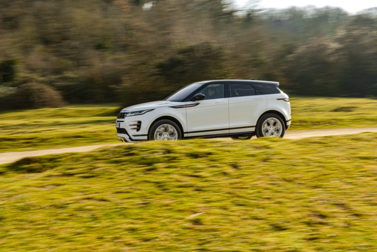 Range Rover Evoque D180 SE R Dynamic: la prova su strada