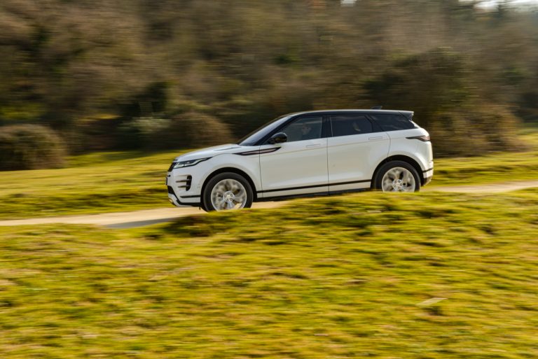 Range Rover Evoque D180 SE R Dynamic: la prova su strada
