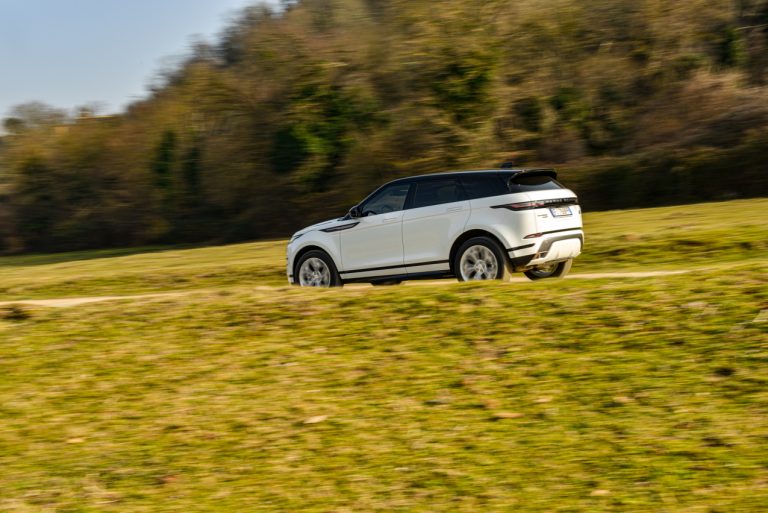 Range Rover Evoque D180 SE R Dynamic: la prova su strada