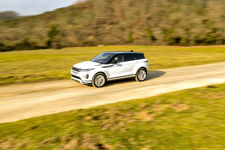 Range Rover Evoque D180 SE R Dynamic: la prova su strada
