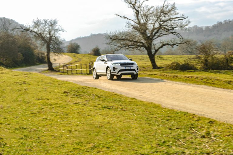 Range Rover Evoque D180 SE R Dynamic: la prova su strada