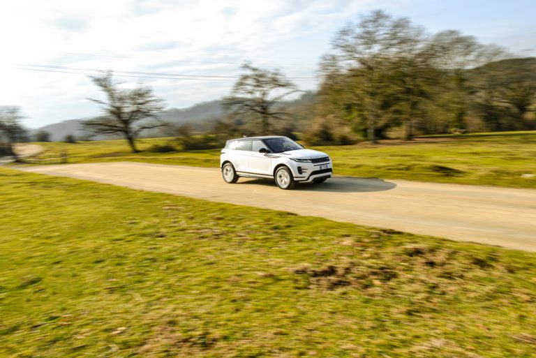 Range Rover Evoque D180 SE R Dynamic: la prova su strada