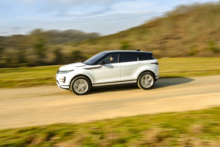 Range Rover Evoque D180 SE R Dynamic: la prova su strada