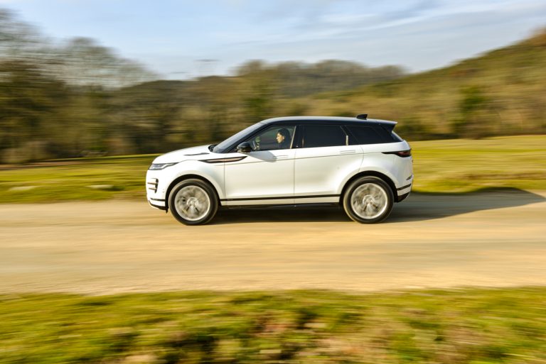Range Rover Evoque D180 SE R Dynamic: la prova su strada