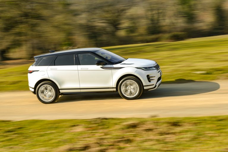 Range Rover Evoque D180 SE R Dynamic: la prova su strada