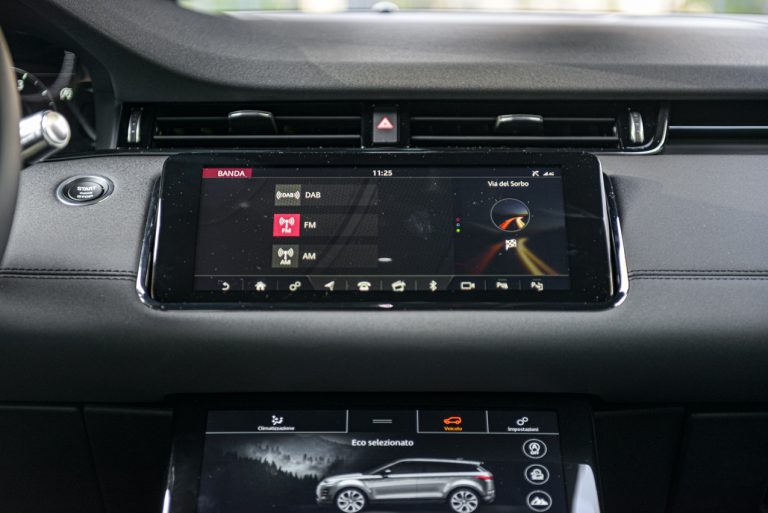 Range Rover Evoque D180 SE R Dynamic: la prova su strada