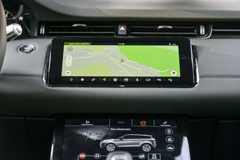 Range Rover Evoque D180 SE R Dynamic: la prova su strada