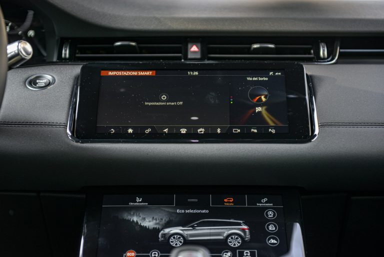 Range Rover Evoque D180 SE R Dynamic: la prova su strada