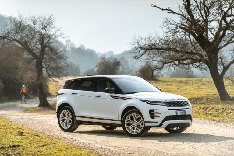 Range Rover Evoque D180 SE R Dynamic: la prova su strada