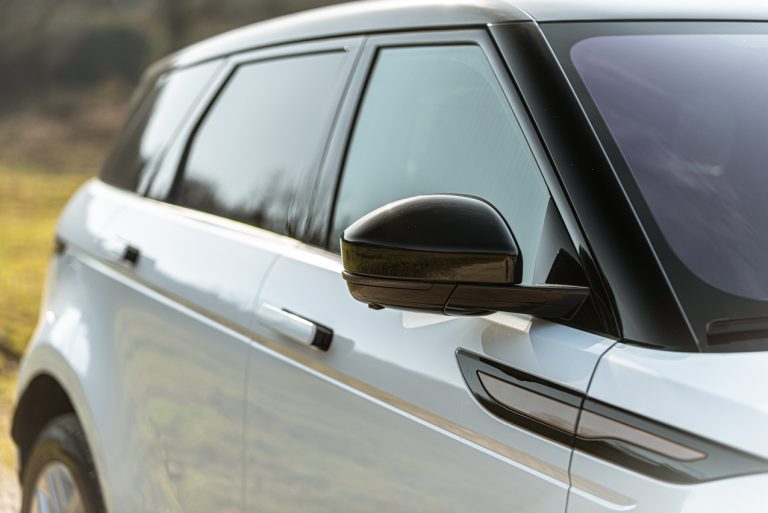 Range Rover Evoque D180 SE R Dynamic: la prova su strada