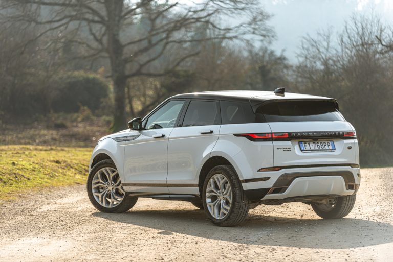 Range Rover Evoque D180 SE R Dynamic: la prova su strada
