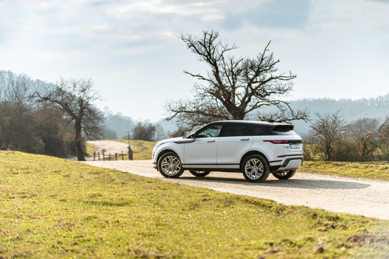 Range Rover Evoque D180 SE R Dynamic: la prova su strada