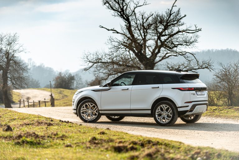 Range Rover Evoque D180 SE R Dynamic: la prova su strada