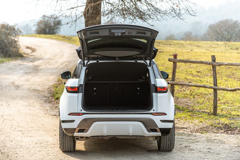 Range Rover Evoque D180 SE R Dynamic: la prova su strada