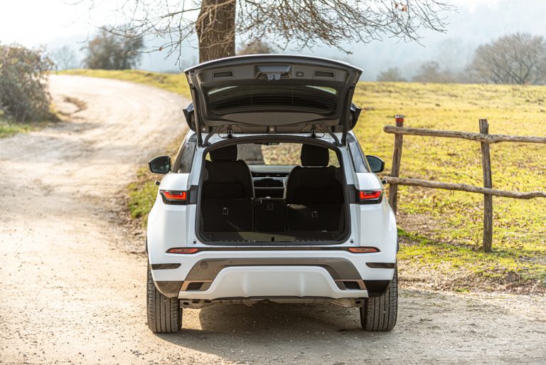 Range Rover Evoque D180 SE R Dynamic: la prova su strada