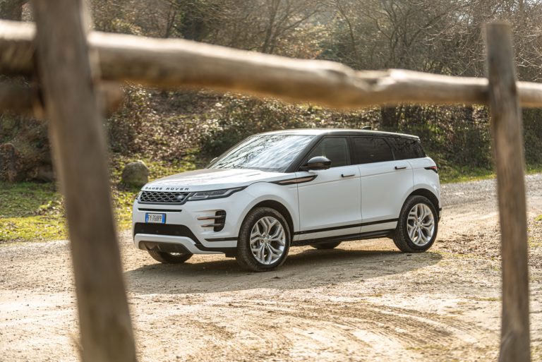 Range Rover Evoque D180 SE R Dynamic: la prova su strada
