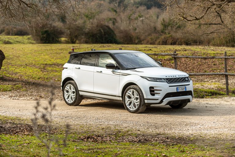 Range Rover Evoque D180 SE R Dynamic: la prova su strada