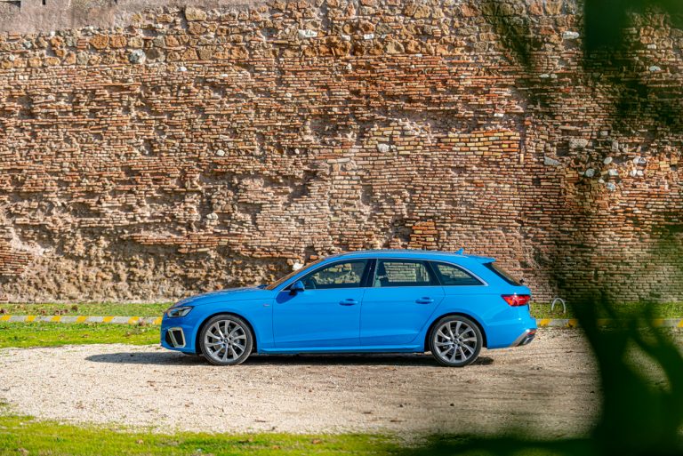 Audi A4 Avant 40 TDI S Line Edition Quattro S tronic: la prova su strada
