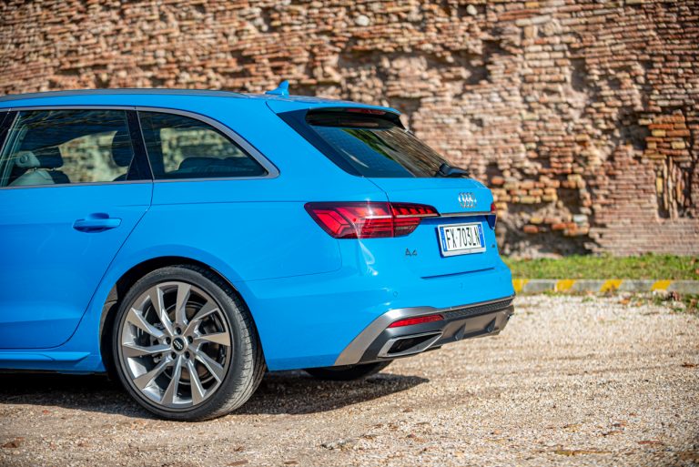 Audi A4 Avant 40 TDI S Line Edition Quattro S tronic: la prova su strada