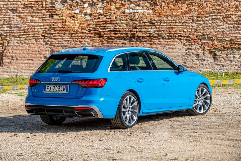 Audi A4 Avant 40 TDI S Line Edition Quattro S tronic: la prova su strada