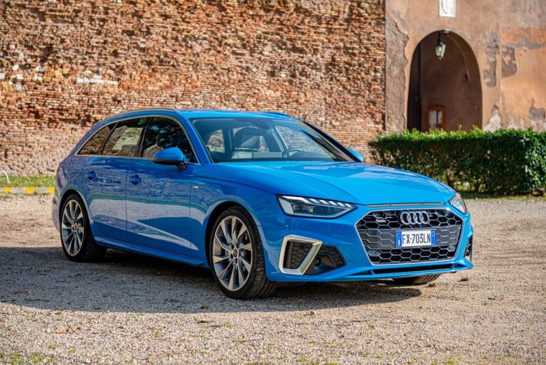 Audi A4 Avant 40 TDI S Line Edition Quattro S tronic: la prova su strada