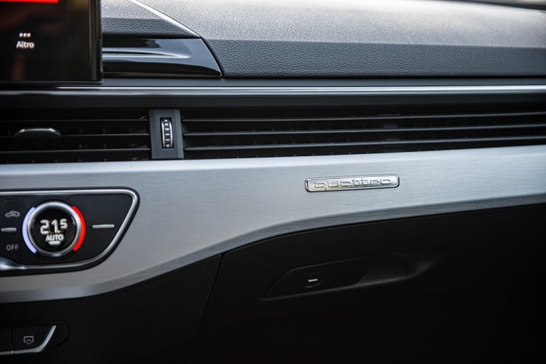 Audi A4 Avant 40 TDI S Line Edition Quattro S tronic: la prova su strada