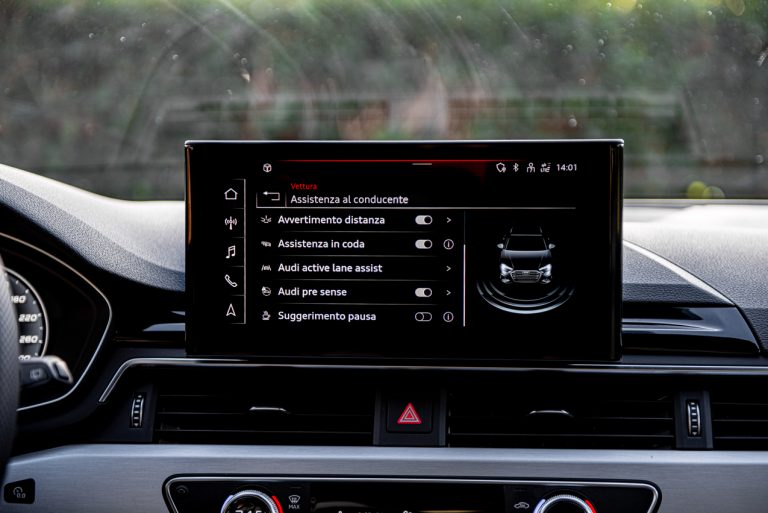 Audi A4 Avant 40 TDI S Line Edition Quattro S tronic: la prova su strada