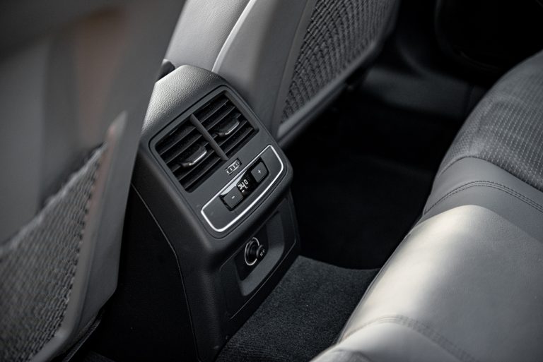 Audi A4 Avant 40 TDI S Line Edition Quattro S tronic: la prova su strada