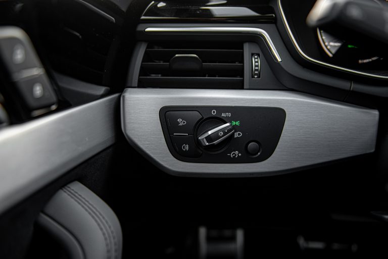 Audi A4 Avant 40 TDI S Line Edition Quattro S tronic: la prova su strada
