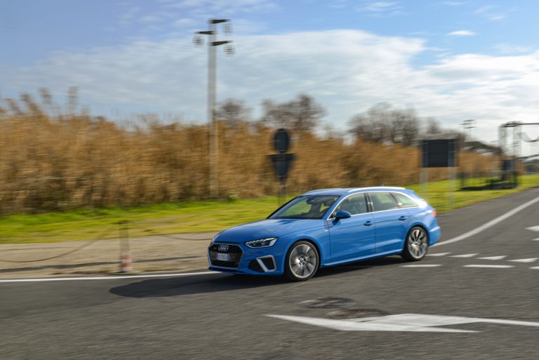 Audi A4 Avant 40 TDI S Line Edition Quattro S tronic: la prova su strada