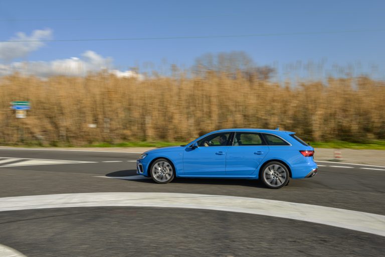 Audi A4 Avant 40 TDI S Line Edition Quattro S tronic: la prova su strada