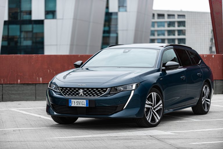 Peugeot 508 SW GT: la prova su strada