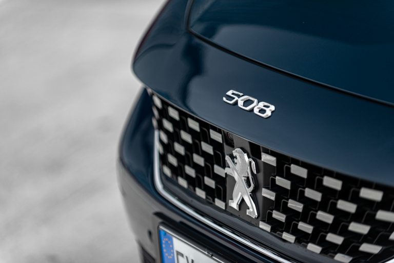 Peugeot 508 SW GT: la prova su strada