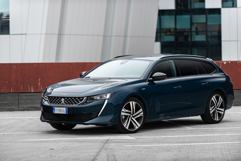 Peugeot 508 SW GT: la prova su strada
