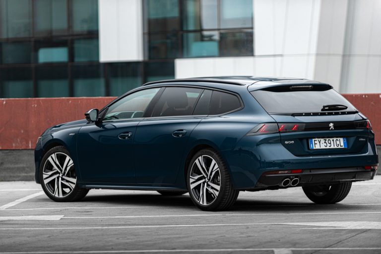 Peugeot 508 SW GT: la prova su strada