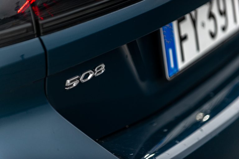 Peugeot 508 SW GT: la prova su strada