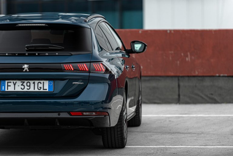 Peugeot 508 SW GT: la prova su strada