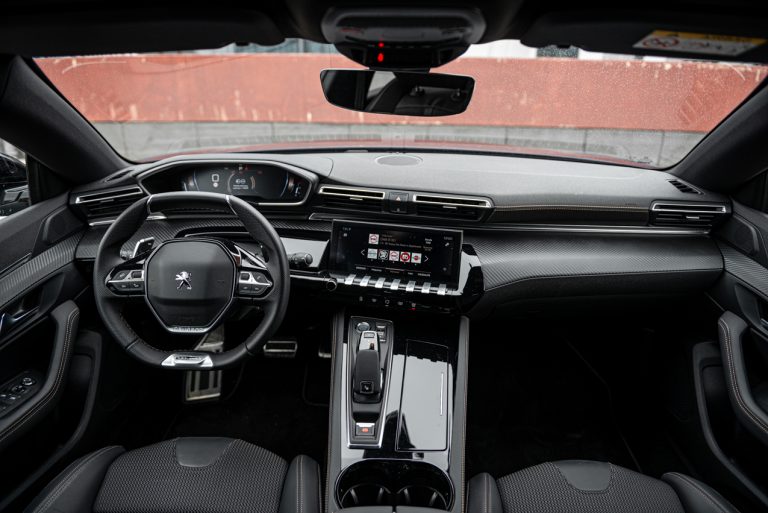 Peugeot 508 SW GT: la prova su strada