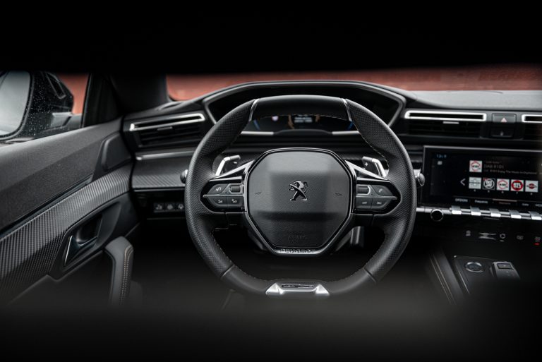 Peugeot 508 SW GT: la prova su strada