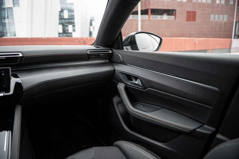 Peugeot 508 SW GT: la prova su strada