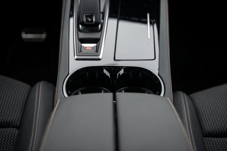 Peugeot 508 SW GT: la prova su strada