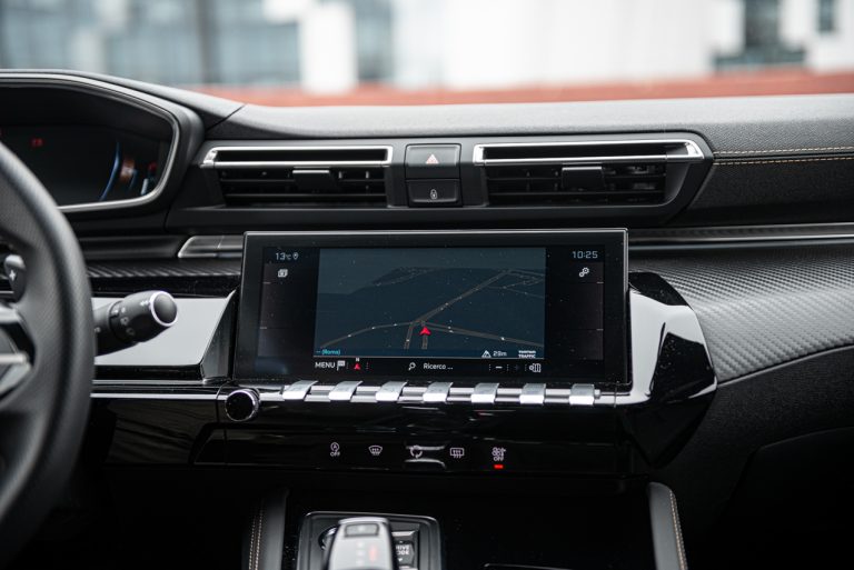 Peugeot 508 SW GT: la prova su strada