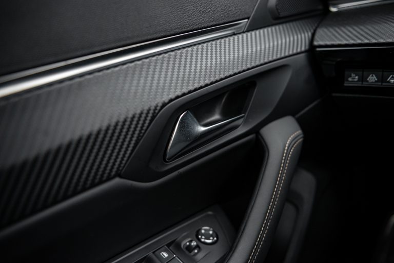 Peugeot 508 SW GT: la prova su strada